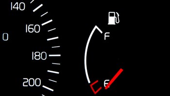 Peter weet het beter: Tank op tijd